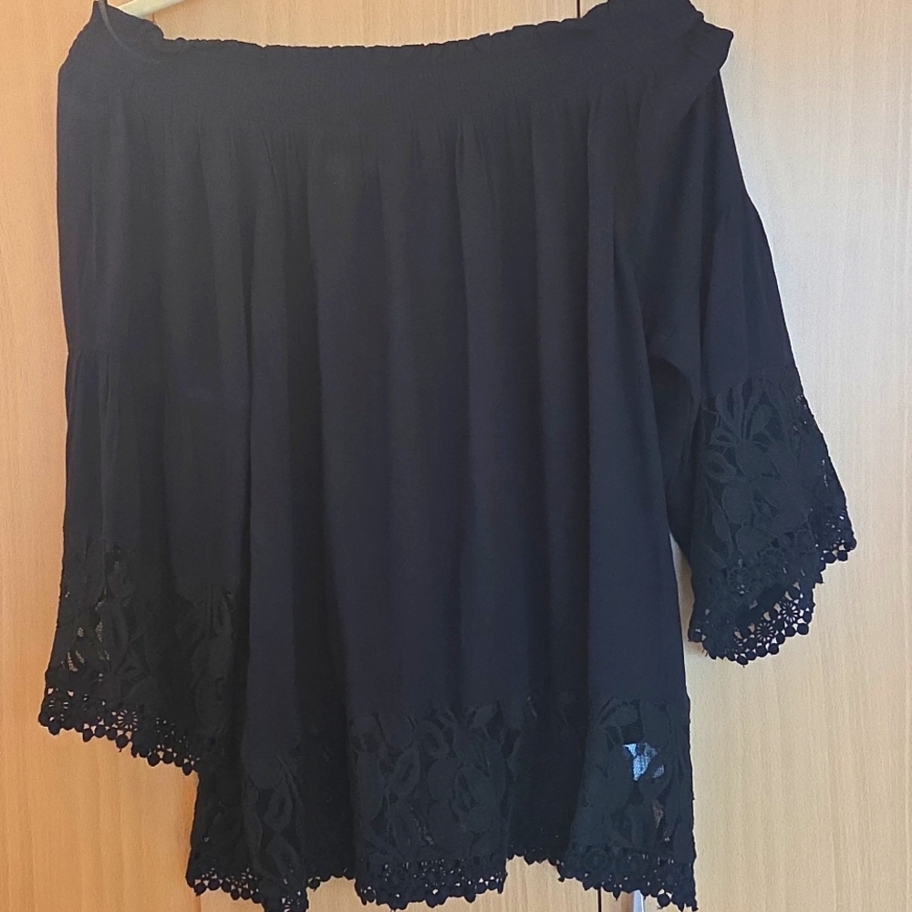 Antilia Femme Emb Lace Edge Gorgeous & Dressy Top,  off Shoulder Option - Size S